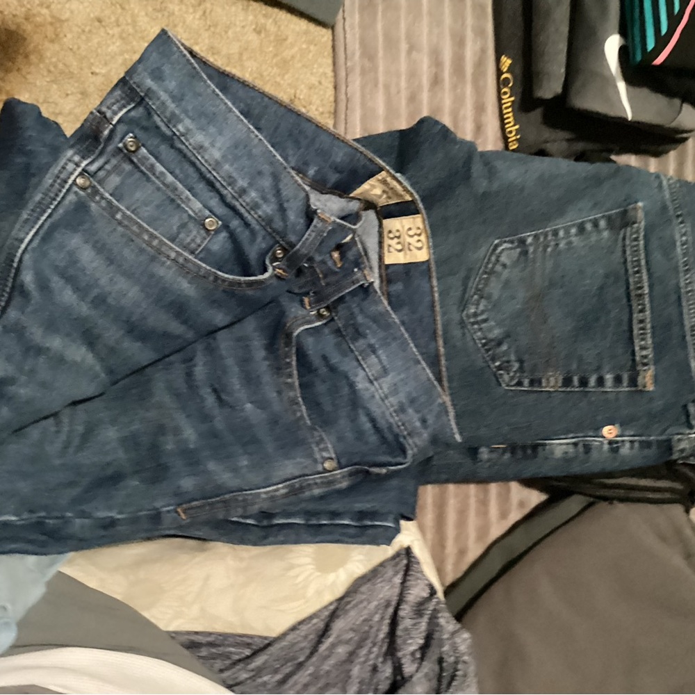 2 pairs jeans